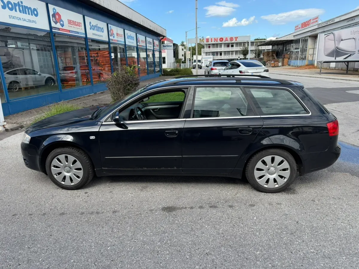 Audi A4 2009 photo 3