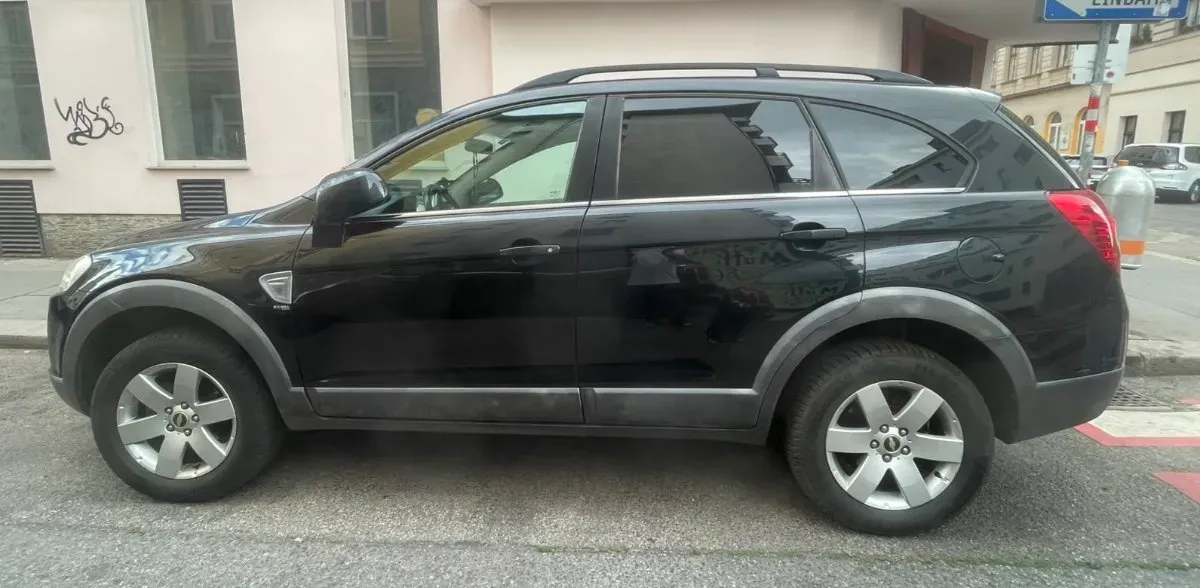 Chevrolet Captiva 2011 photo 3