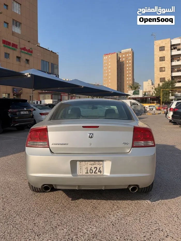 Dodge Charger 2010 photo 2