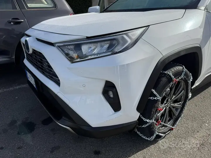 Toyota Rav4 2022 photo 4