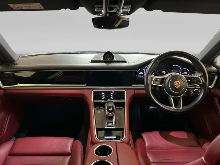 Porsche Panamera 2019 photo 3