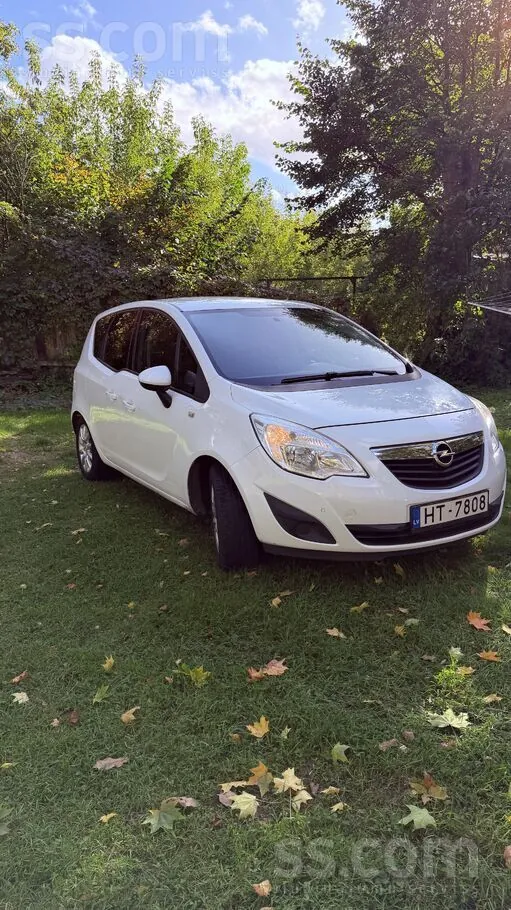 Opel Meriva 2011 photo 4