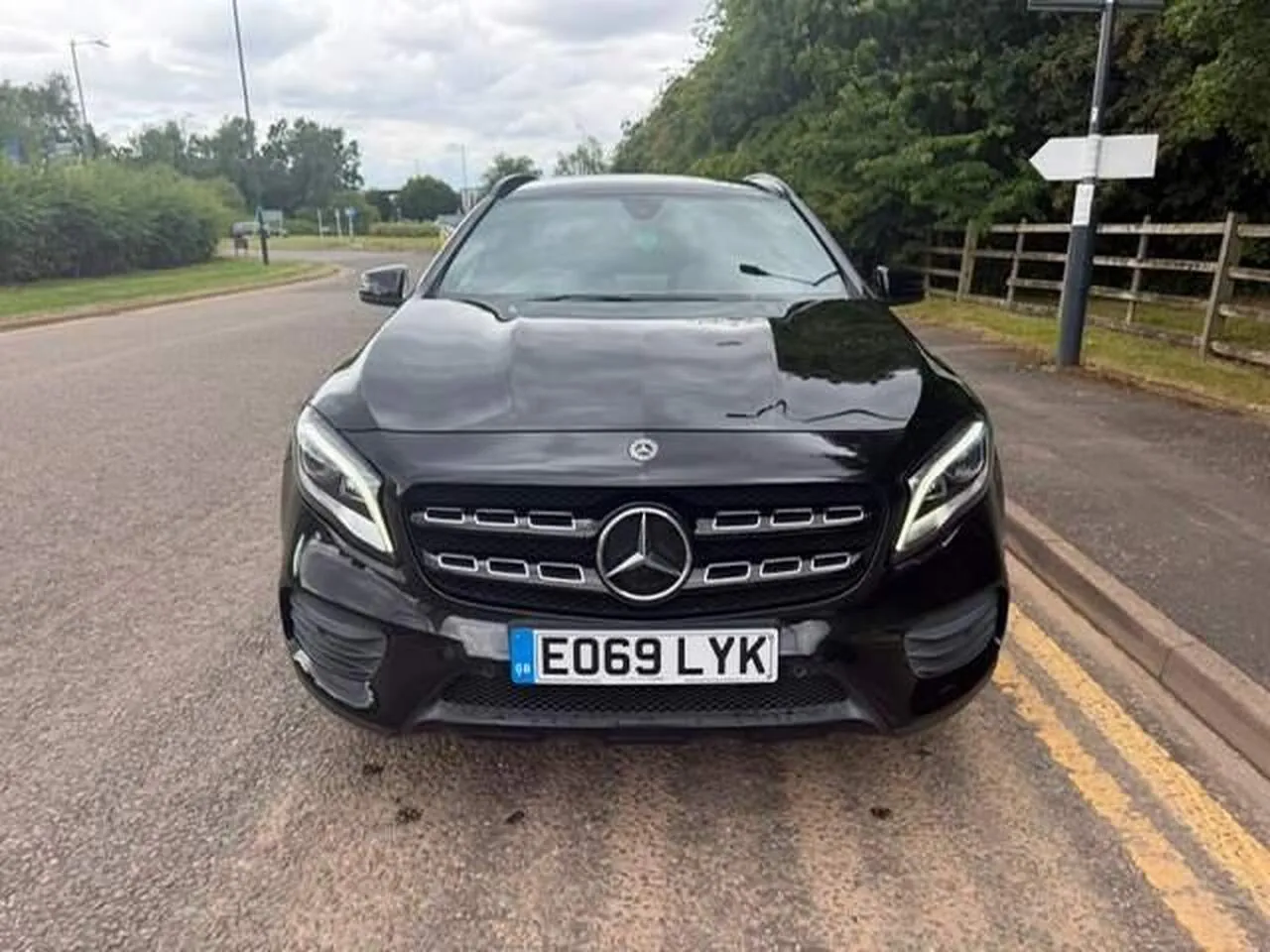 Mercedes-Benz Gla 2019 photo 2