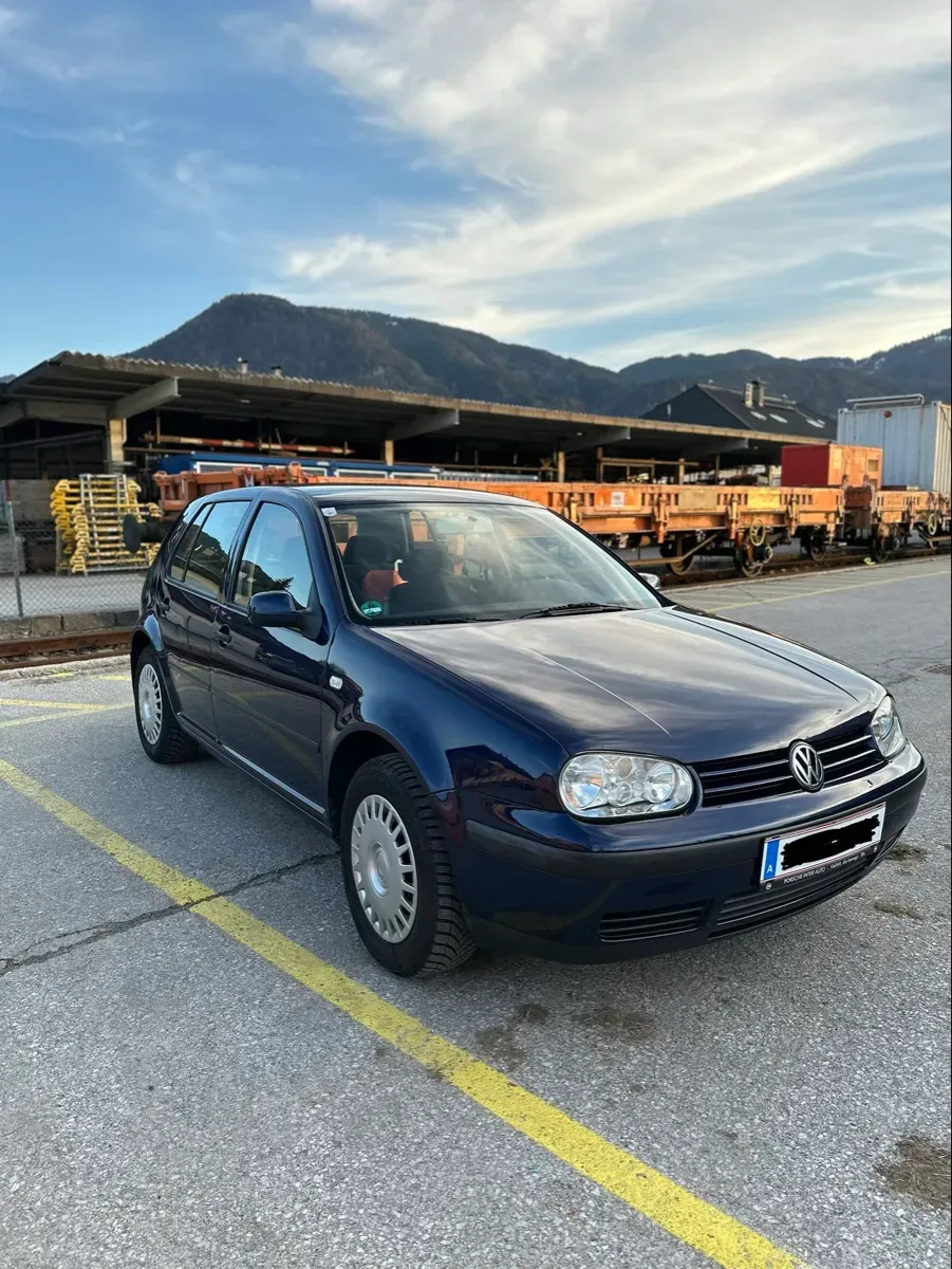Volkswagen Golf 2000 photo 2