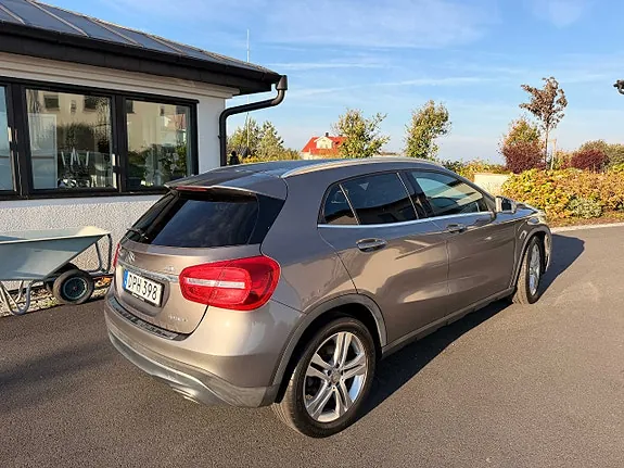 Mercedes-Benz Gla220