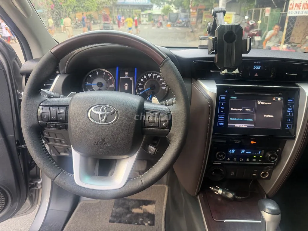 Toyota Fortuner 2019 photo 2