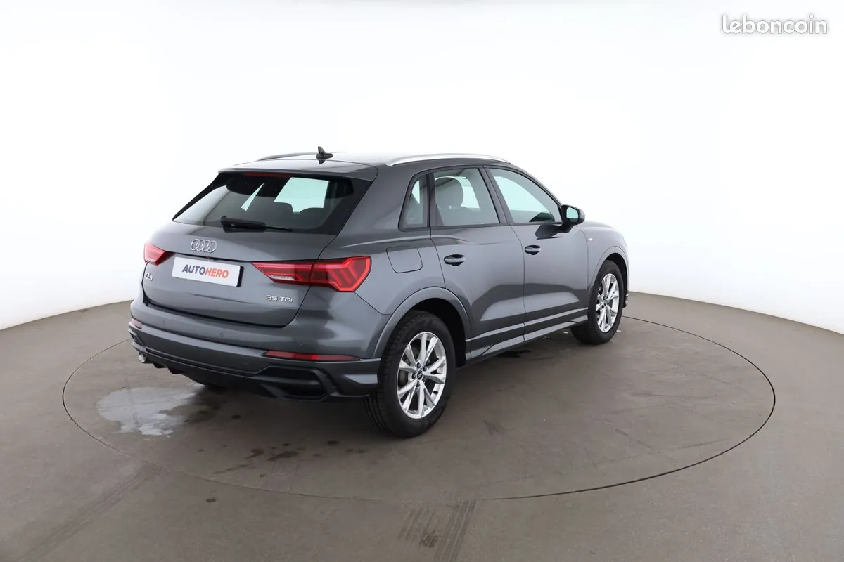 Audi Q3 2021 photo 3