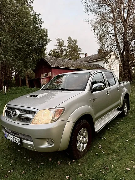 Toyota Hilux 2008 photo 2