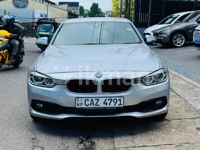 BMW 318I