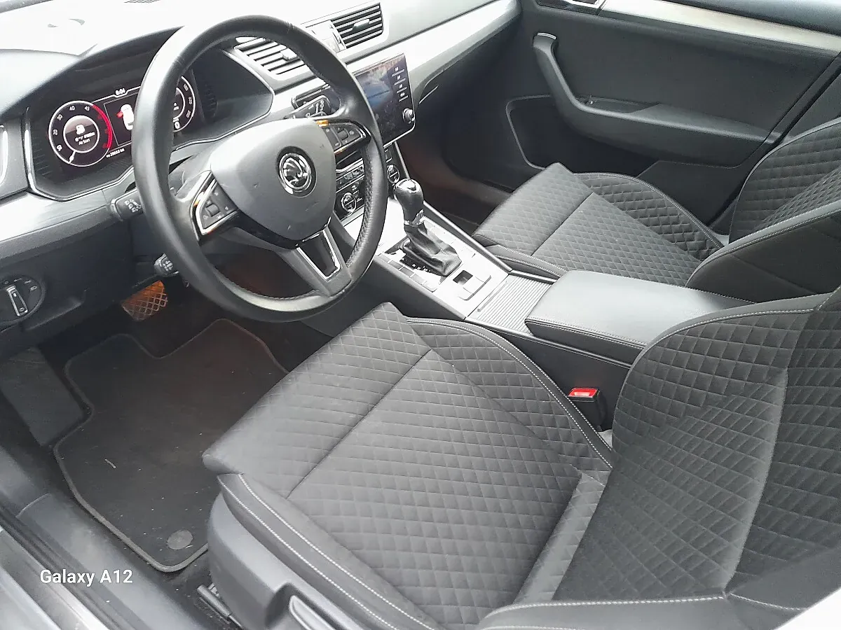 Skoda Superb 2020 photo 2