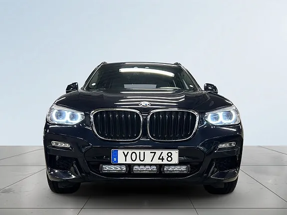 BMW X3 2018 photo 2