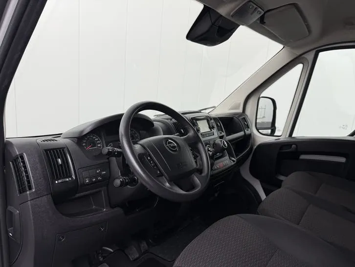Opel Movano 2022 photo 3