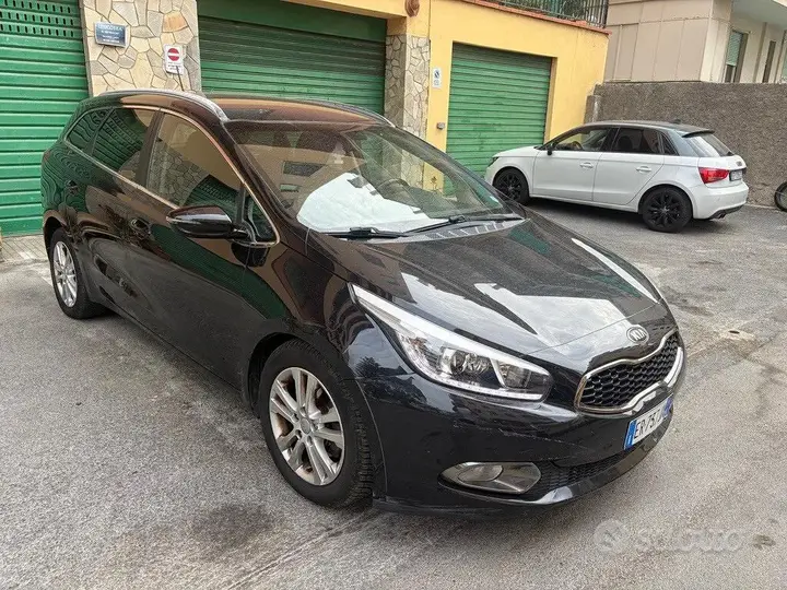 Kia Ceed 2013 photo 2