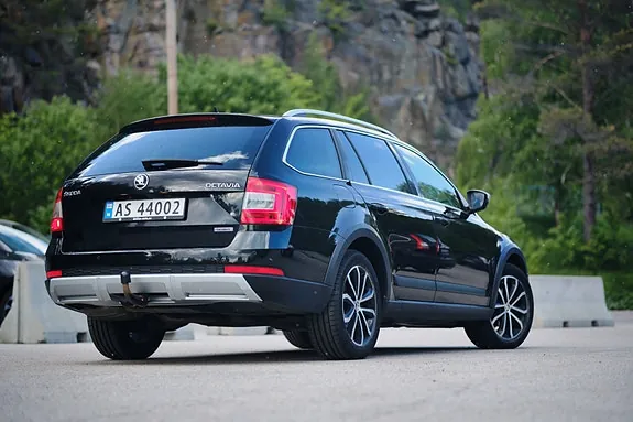 Skoda Octavia 2015 photo 4