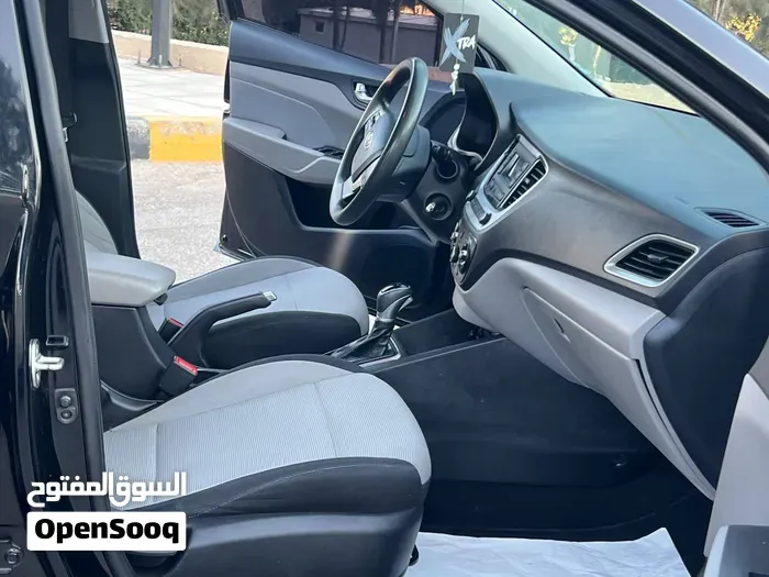 Hyundai Accent 2022 photo 2