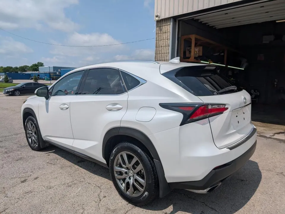 Lexus Nx 200T 2016 photo 4