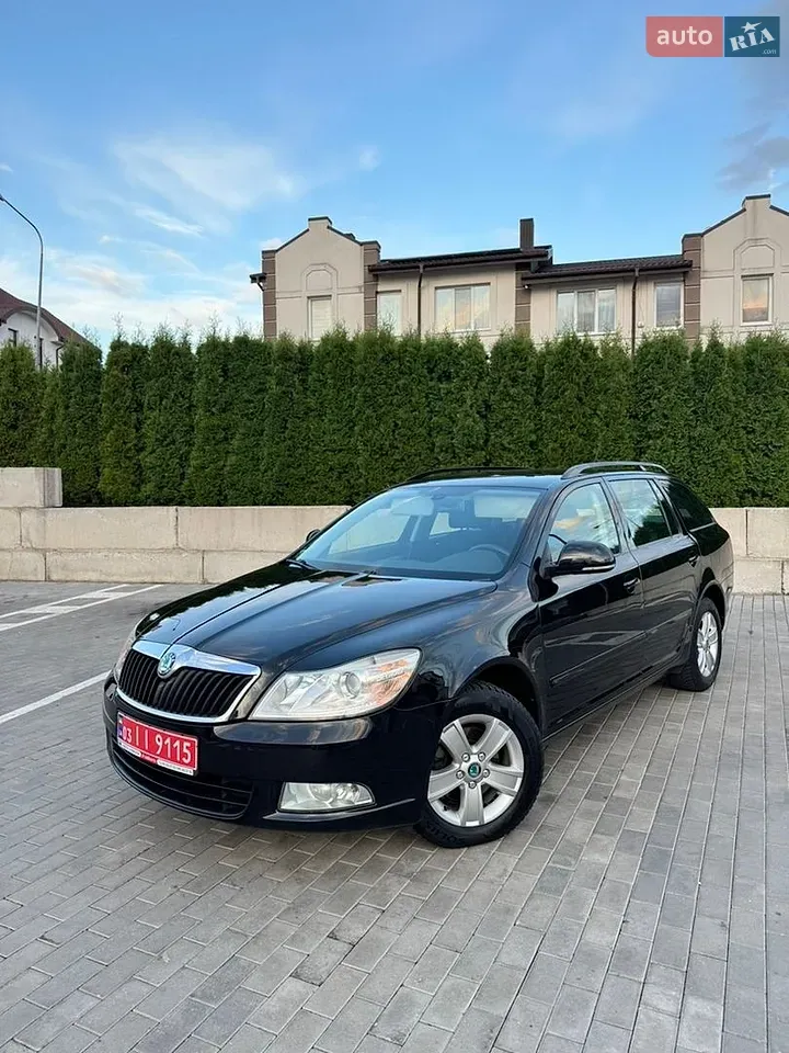 Skoda Octavia 2012 photo 3