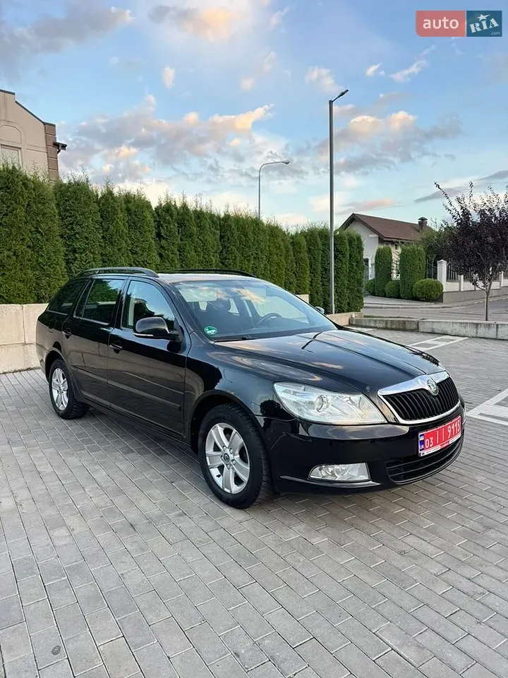 Skoda Octavia 2012 photo 4
