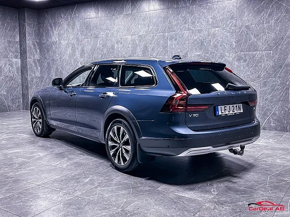 Volvo V90 Cross Country 2022 photo 5