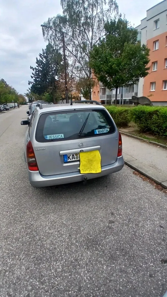 Opel Astra 2002 photo 2