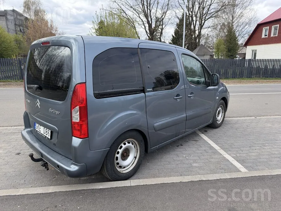 Citroen Berlingo 2009 photo 2