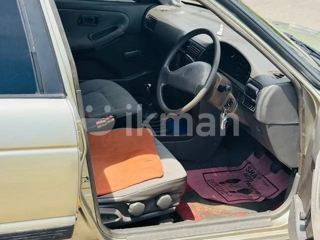 Nissan Sunny 1991 photo 4