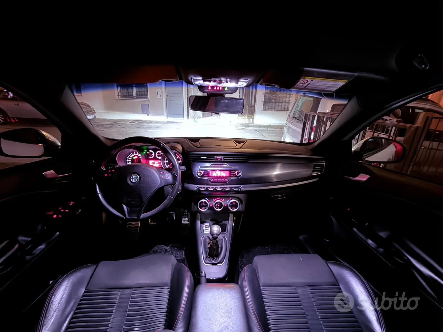 Alfa Romeo Giulietta 2011 photo 4