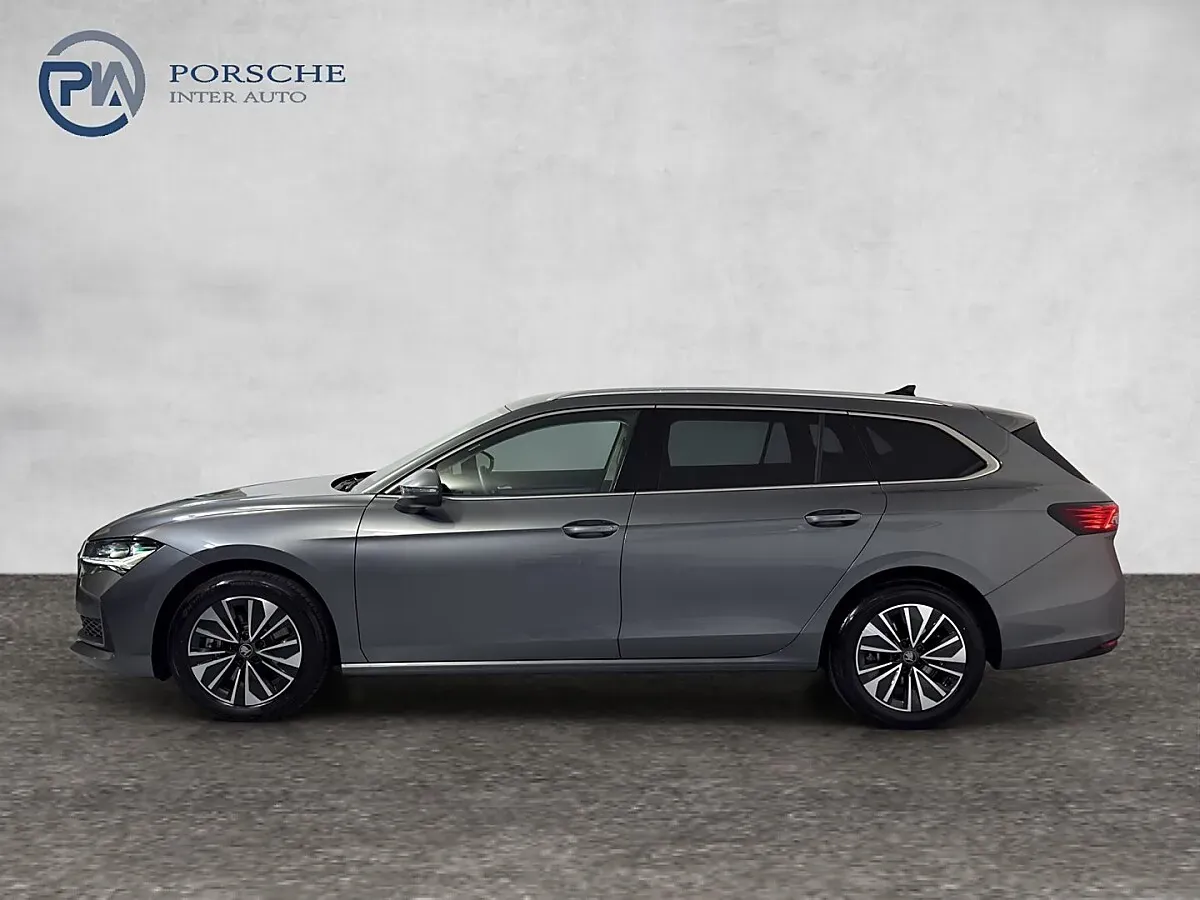 Skoda Superb 2025 photo 3