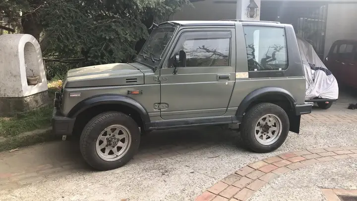 Suzuki Samurai 1990 photo 2