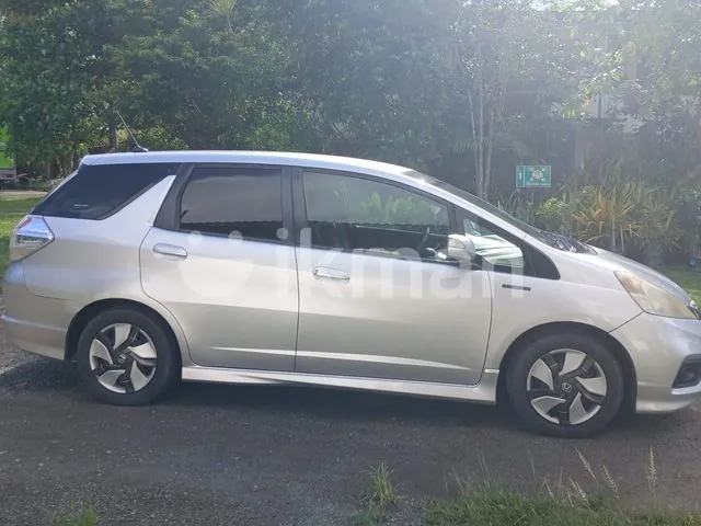 Honda Fit Shuttle 2014 photo 5