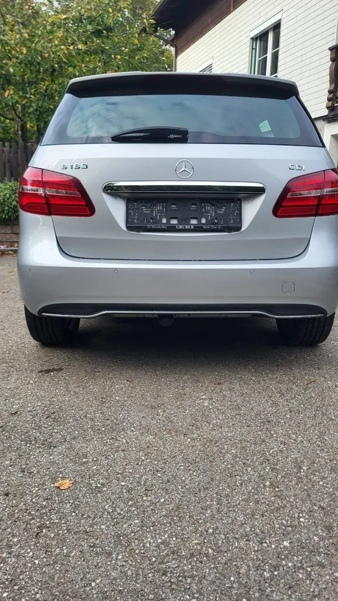 Mercedes-Benz B-Class 2015 photo 3