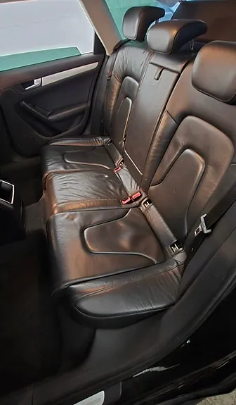 Audi A4 2009 photo 3