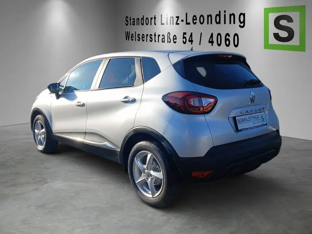 Renault Captur 2019 photo 2