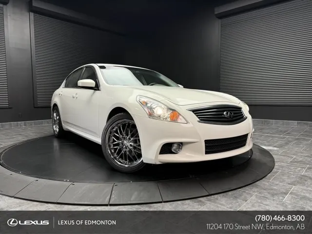Infiniti G37