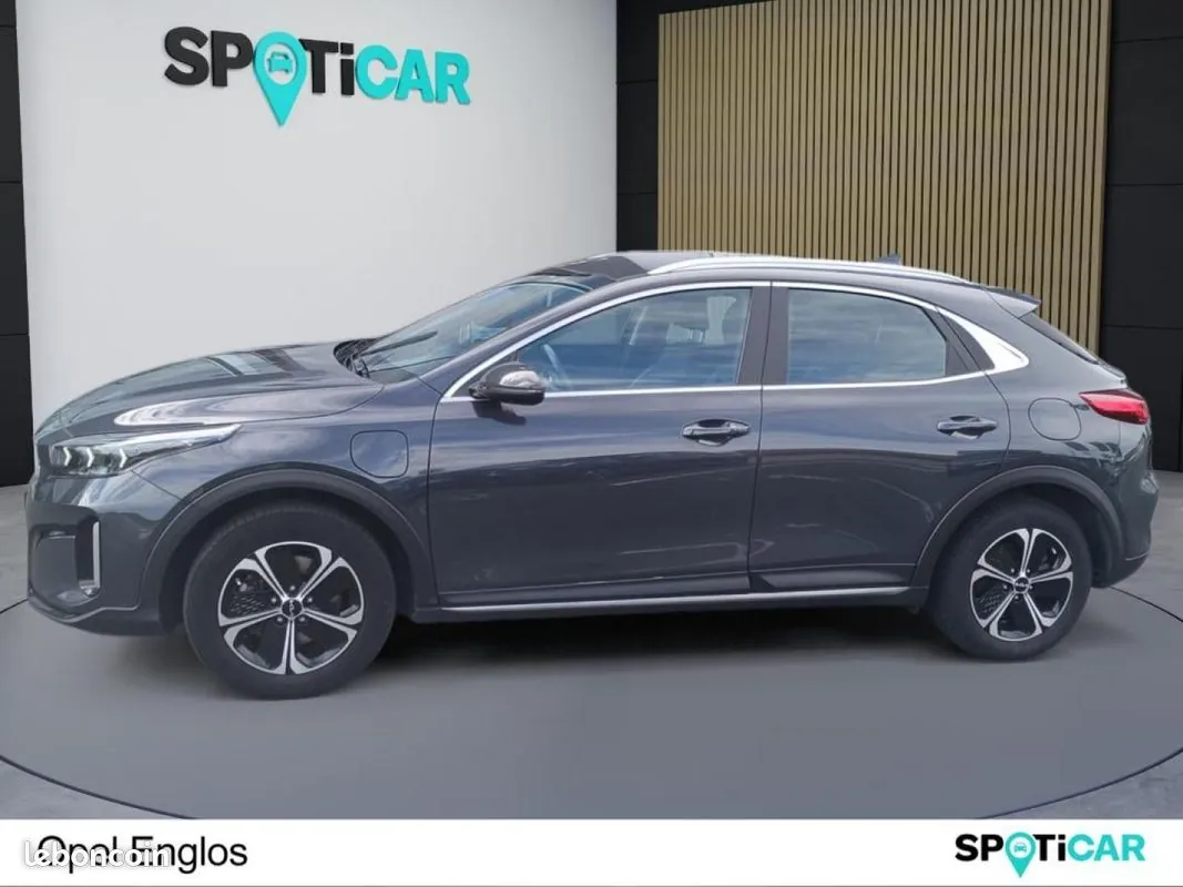 Kia Xceed 2023 photo 2