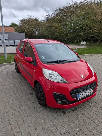 Peugeot 107 2013 photo 3