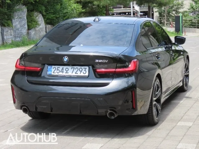 BMW 3 Series 2025 photo 3