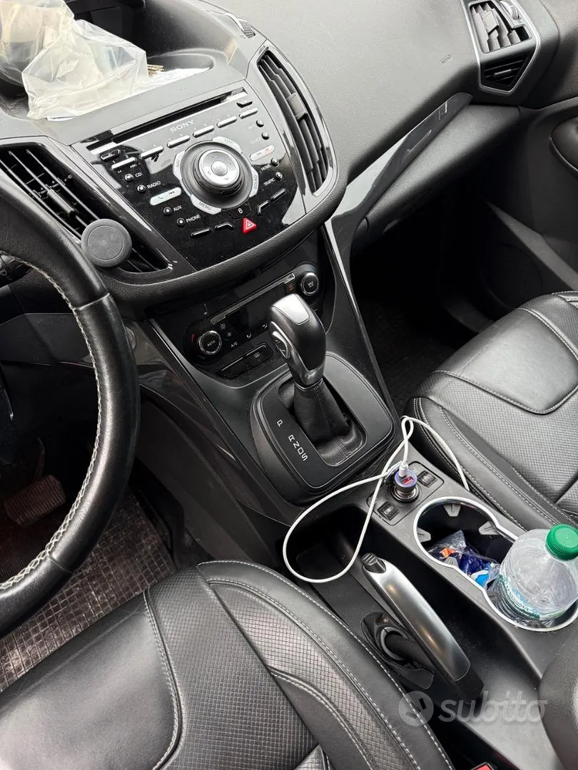 Ford Kuga 2014 photo 3