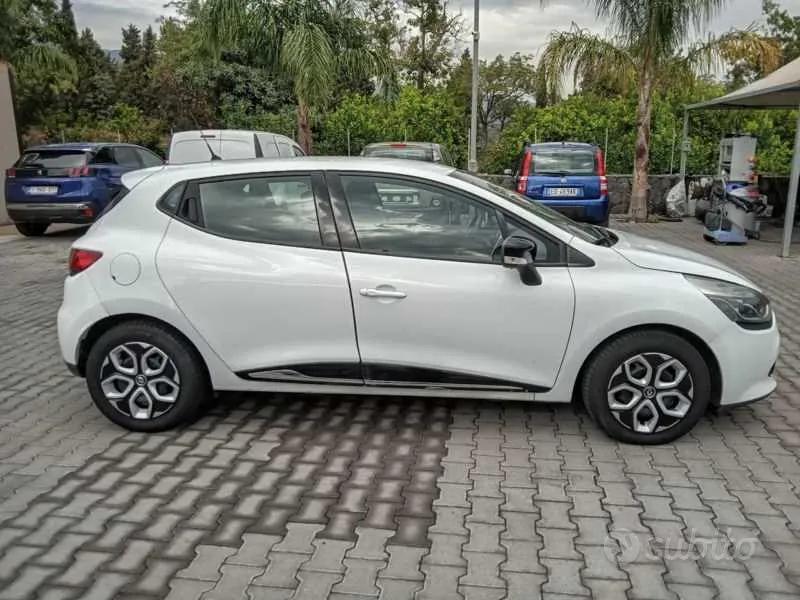 Renault Clio 2013 photo 5