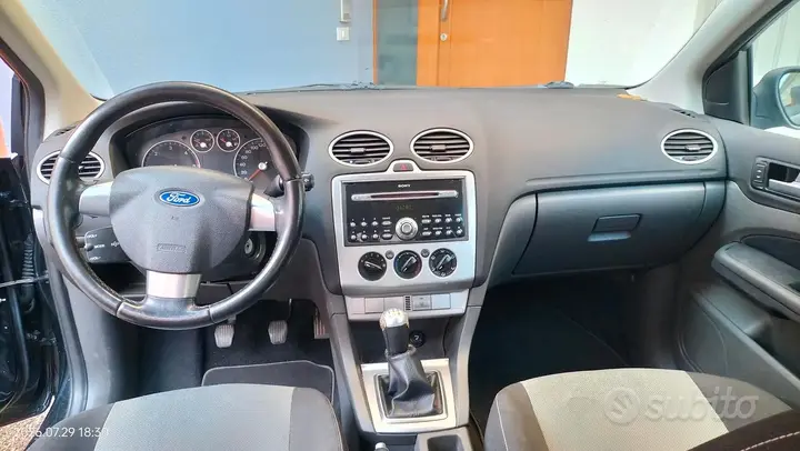 Ford Focus 2005 photo 4