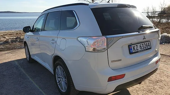 Mitsubishi Outlander 2015 photo 5