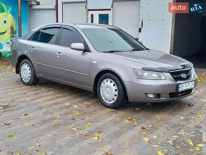 Hyundai Sonata 2005 photo 4