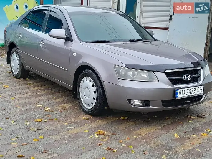 Hyundai Sonata 2005 photo 3