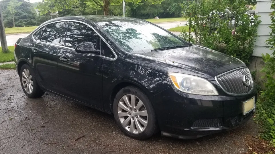Buick Verano 2012 photo 3