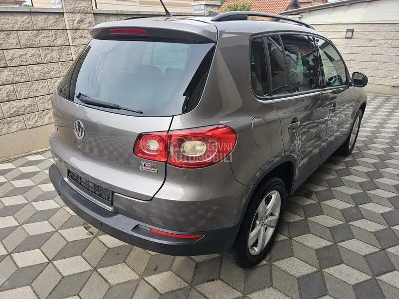 Volkswagen Tiguan 2010 photo 4