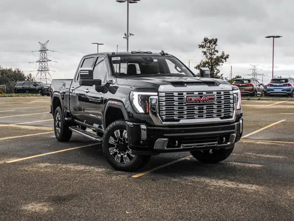 GMC Sierra 3500Hd 2026 photo 2