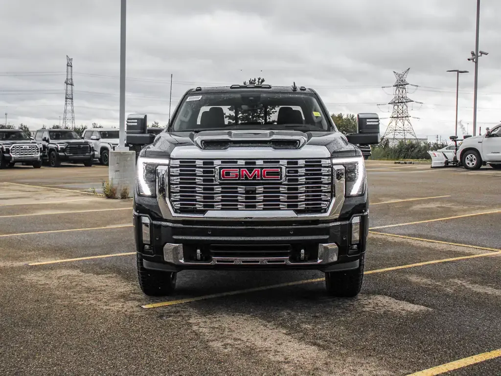 GMC Sierra 3500Hd 2026 photo 3