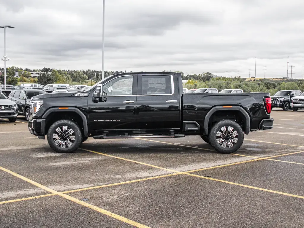 GMC Sierra 3500Hd 2026 photo 5