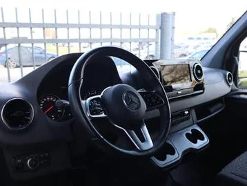 Mercedes-Benz Sprinter 2024 photo 2