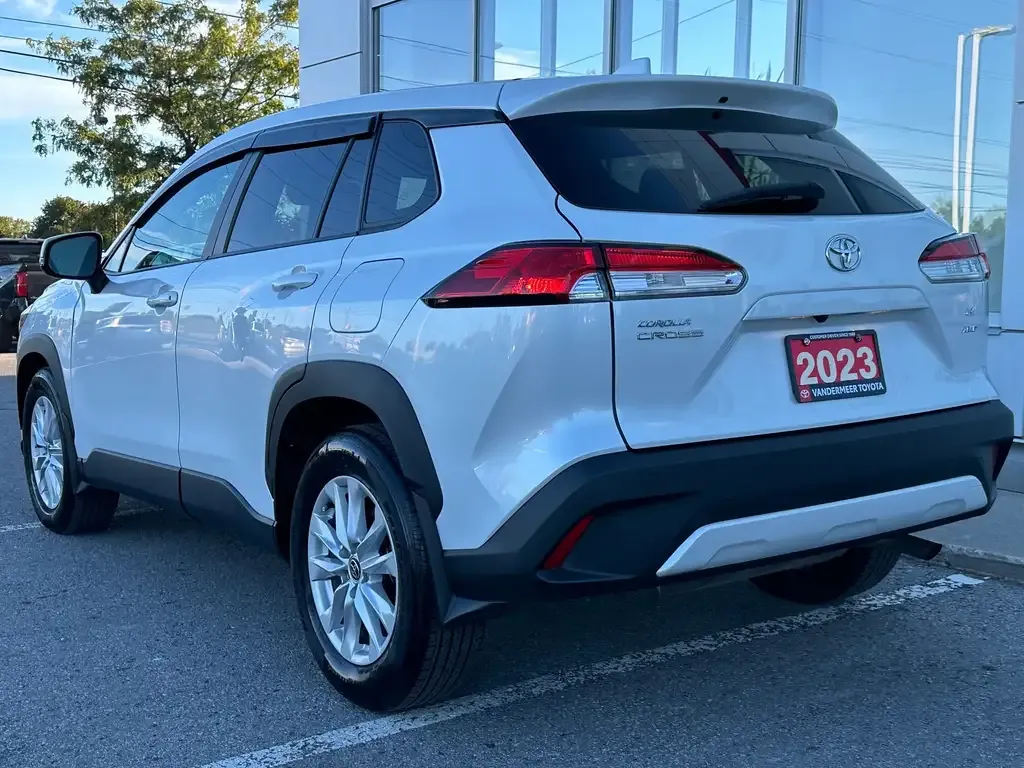 Toyota Corolla Cross 2023 photo 5